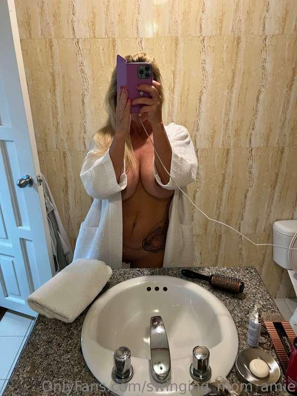 I'm about to take a hot bubble bath..... I would love to sho..