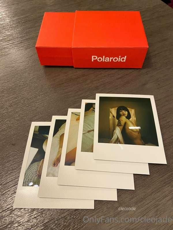 ✨ Christmas special ✨ FREE POLAROID

Spoil yourself this Chr..
