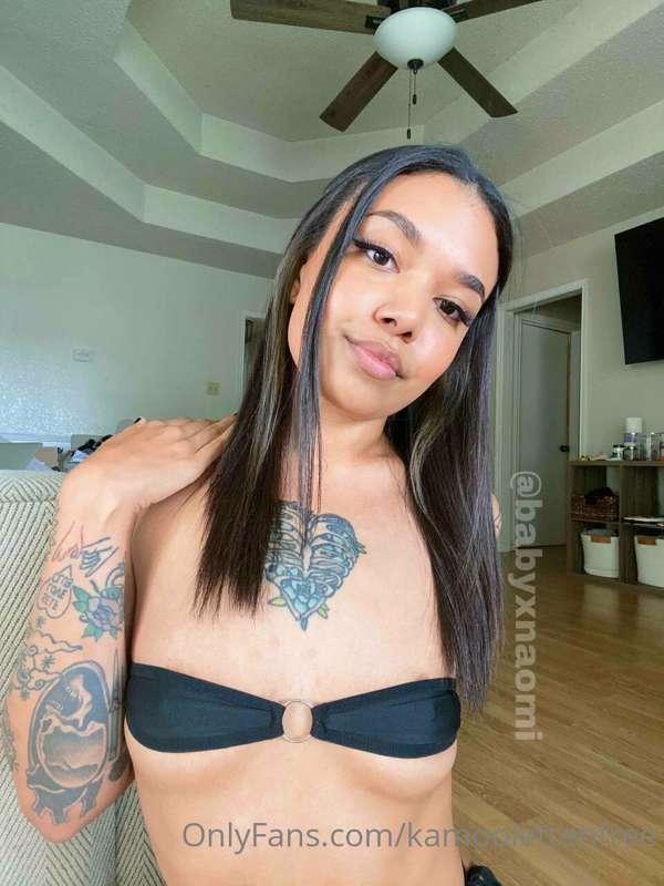 # **FREE DICK RATE - @BABYXNAOMI** 😈
#FREE DICK RATE - @BABY..