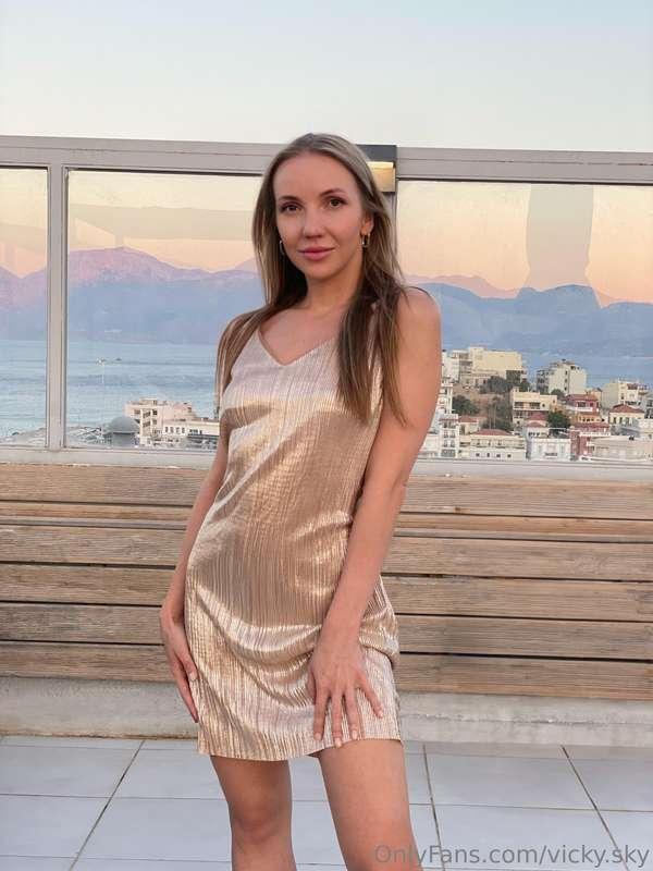 vicky.sky image #1
