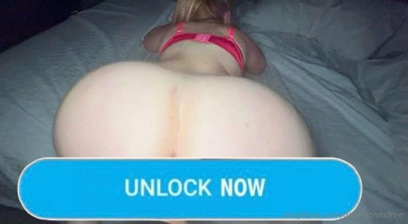 Hump Day just got a whole lot hotter, baby! 😈 Celebrate with..