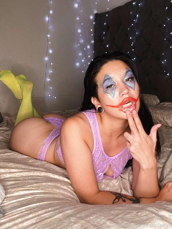 Tonight’s theme: The Joker 🃏
Scroll down to see the rest 🥴 I..