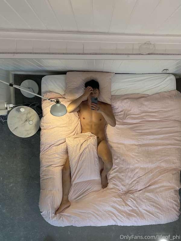 Who wants to cuddle? 💛