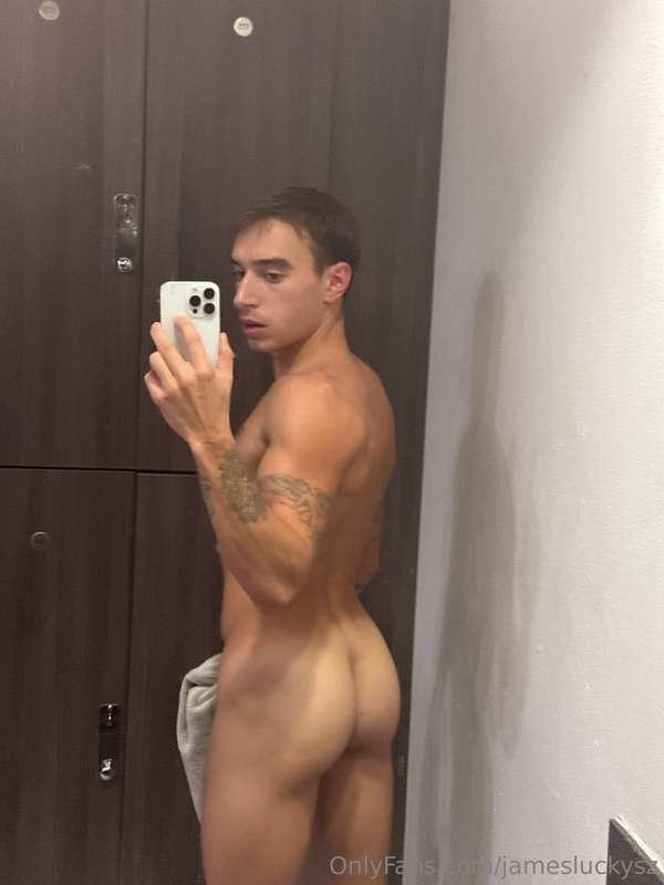 jamesluckysz main image