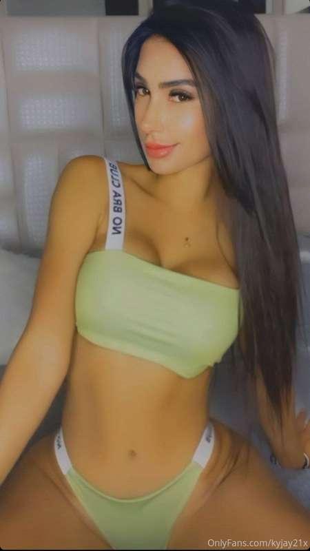 Hola😘