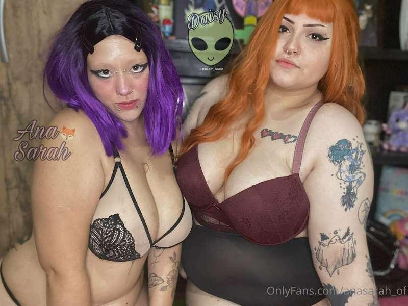 I love a girls night........
with the hot @daisy666x