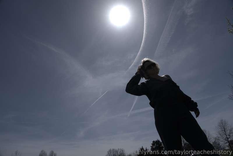 After the eclipse yesterday… so what’s the history?? …

Ecli..