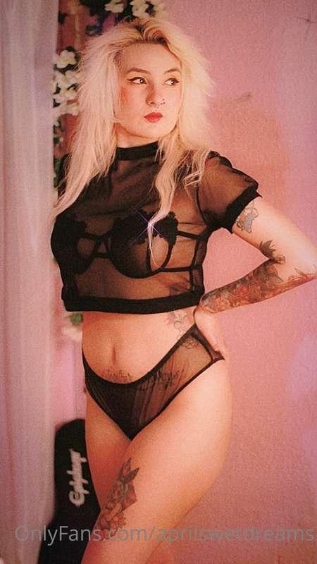 Open request for custom videos is available now ~😘