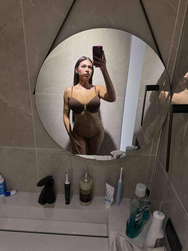 Mirror, mirror on the wall… who’s too hot to handle? Spoiler..