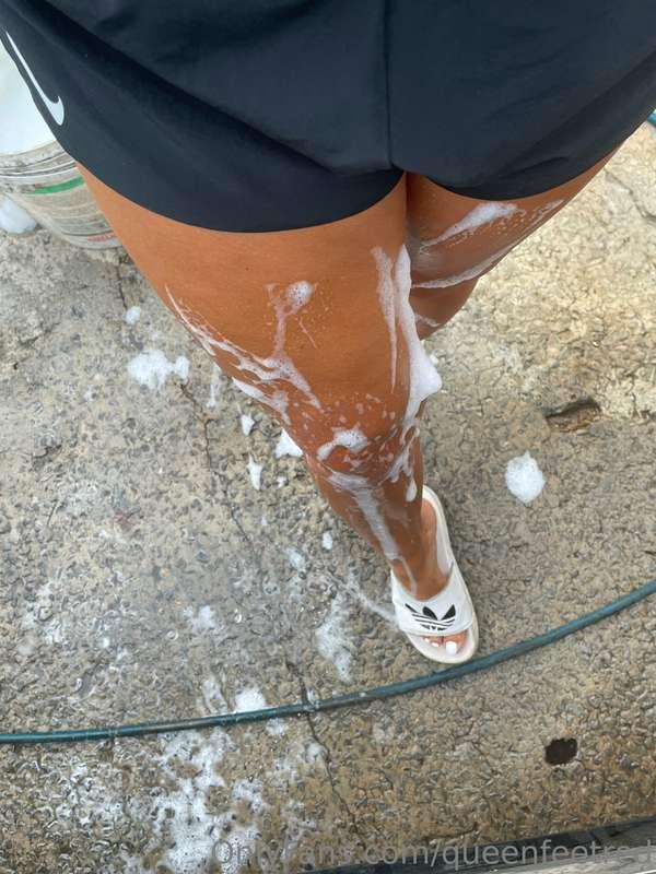 I can wash your dirty mind😈😈😈😜