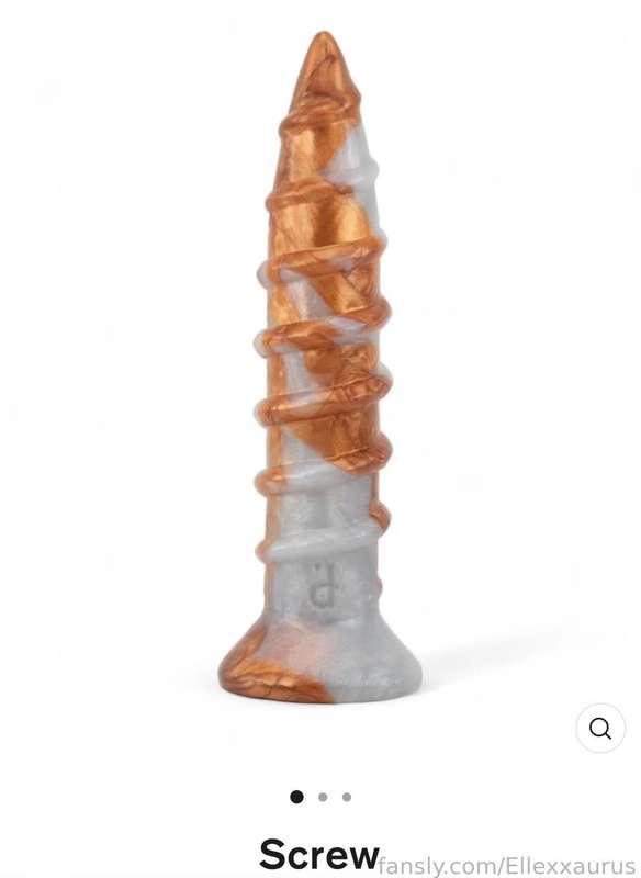 ellexxaurus image #1