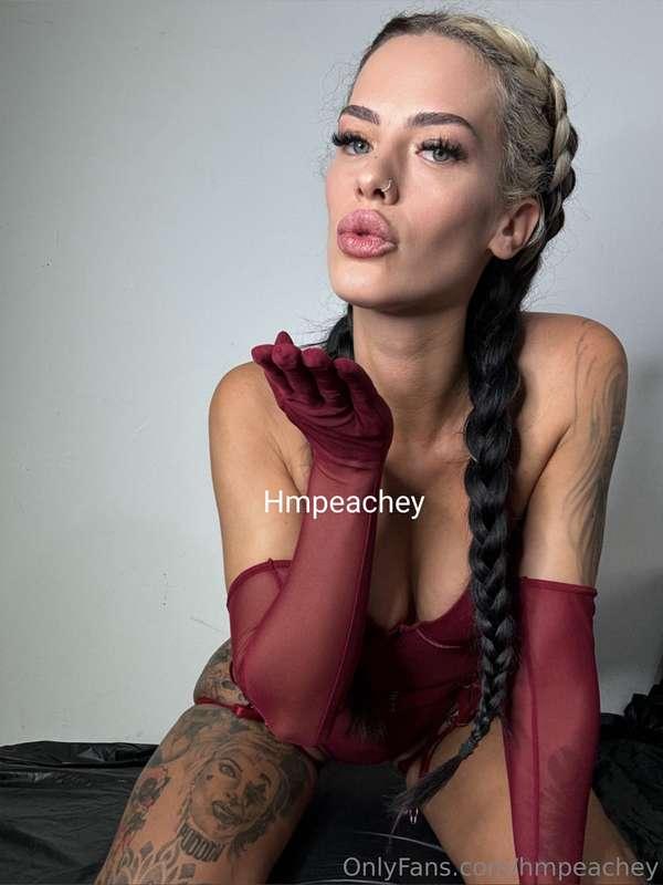 😈just created a hot 🥵 video using my 24” tentacle 🐙 thickest..