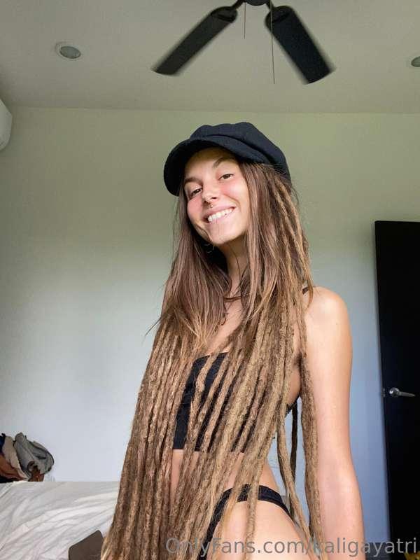 Oliver Twist but make it sexy