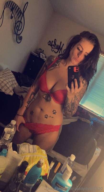 Will be doing dick ratings in my DM’s for 10 dollar tips! 😝 ..