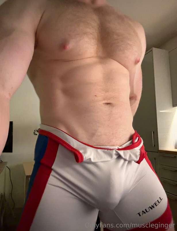 As you guys know I’m a big Lycra fan 😈