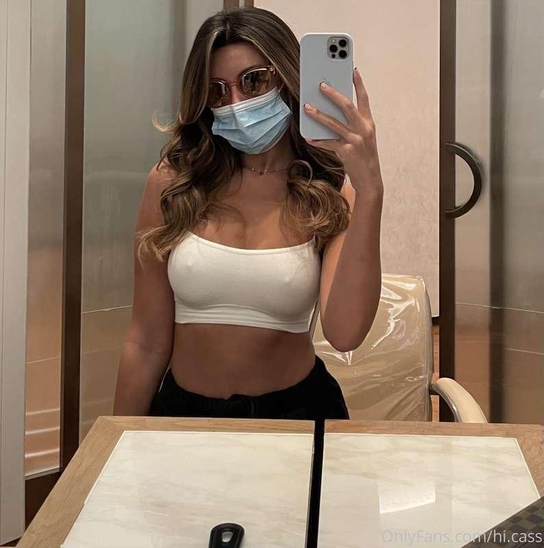 💇🏽‍♀️