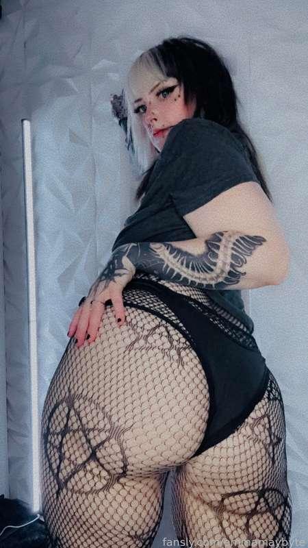 emmamaybyte image #10