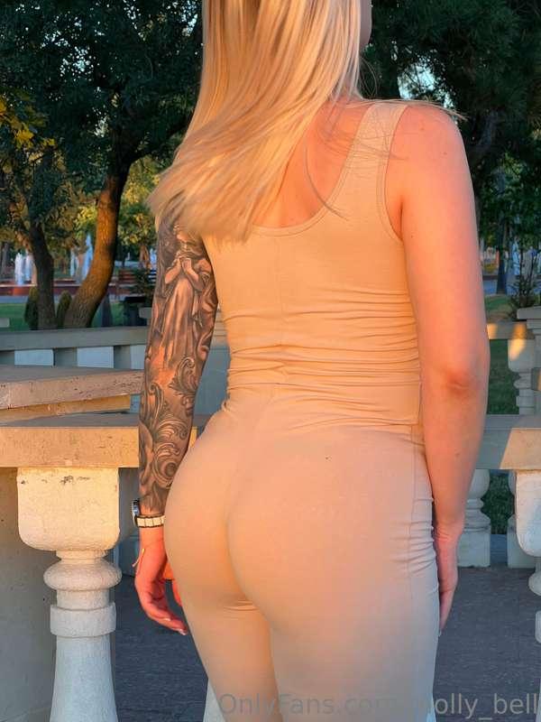 😈