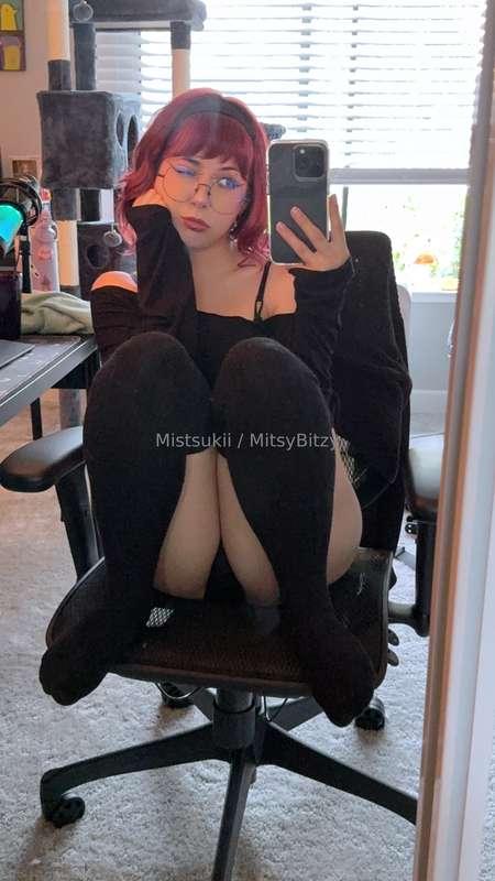 mitsybitzy image #0