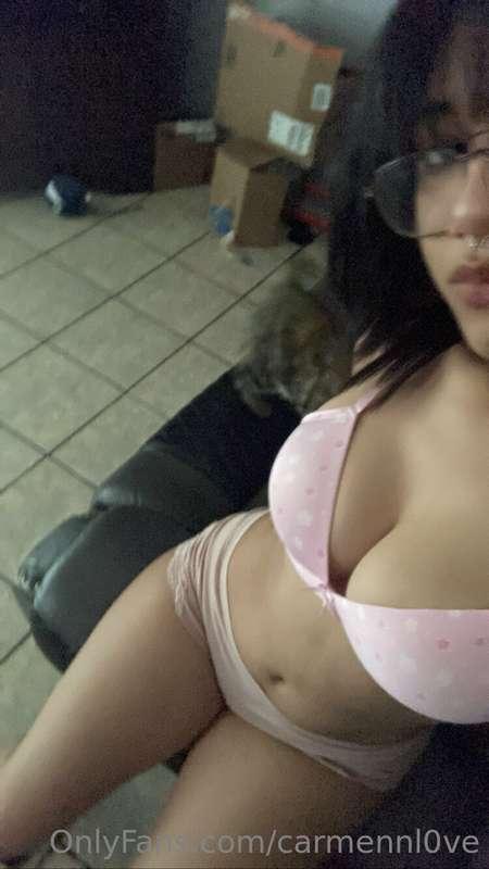 Boobs are proved that men can focus on two things at once. 😋..