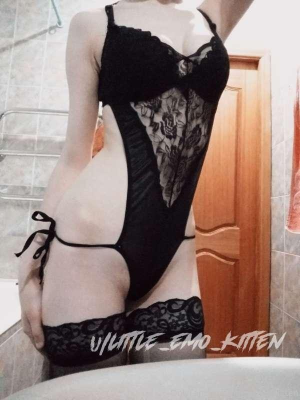 little_emo_kitten image #2