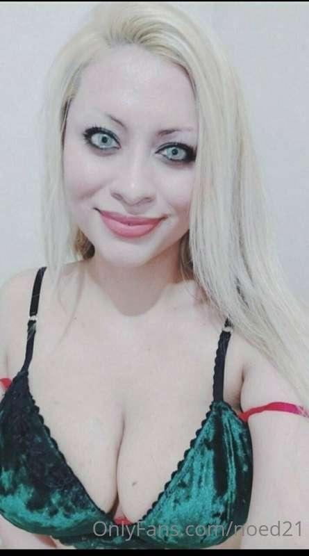 @polaca520 🔥   Come and join my sexy world, promise you’ll e..
