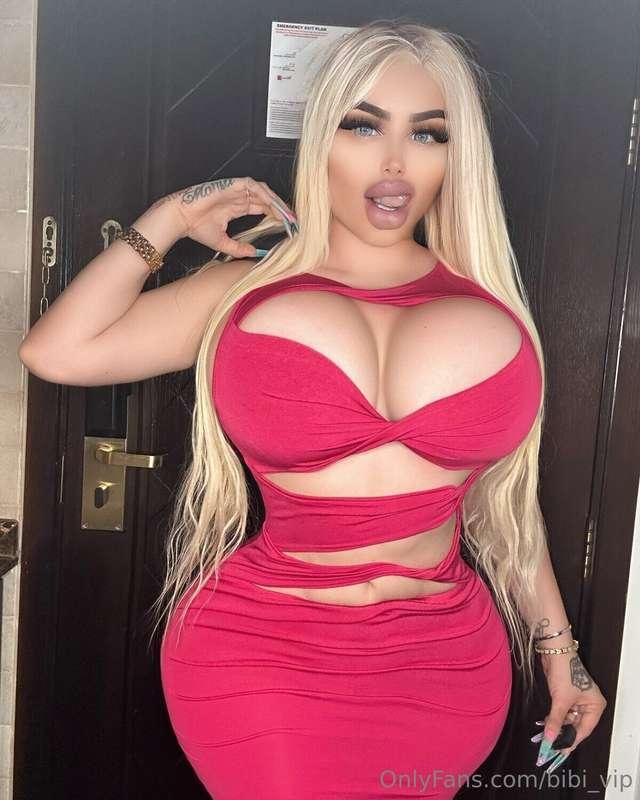 I don't wanna live if there's no titty fuck 😈