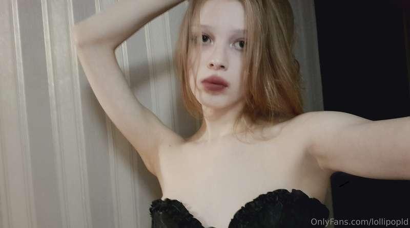 What types of girls are you into?