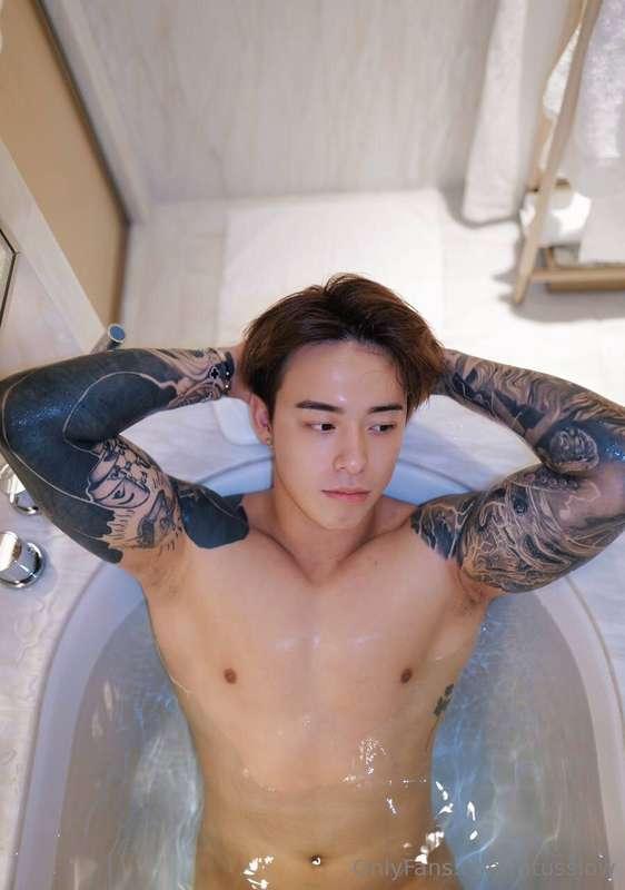 Late-night soak to clear my mind and heat things up 🛁🔥Tattoo..