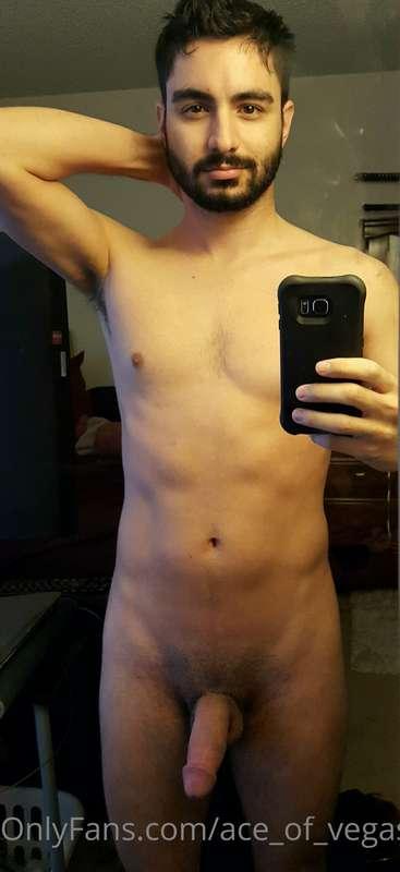 Free nude day!  I took this a couple of years ago, back when..