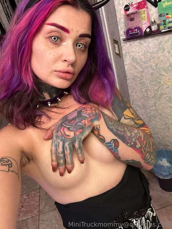 who's feeling horny this morning? 😈