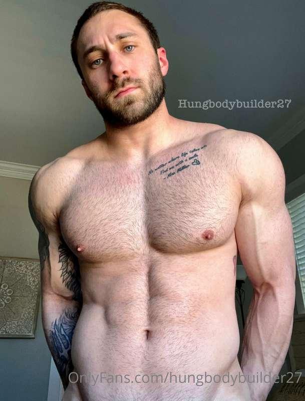 Happy Monday everyone! I hope everyone had a fun and sexy we..