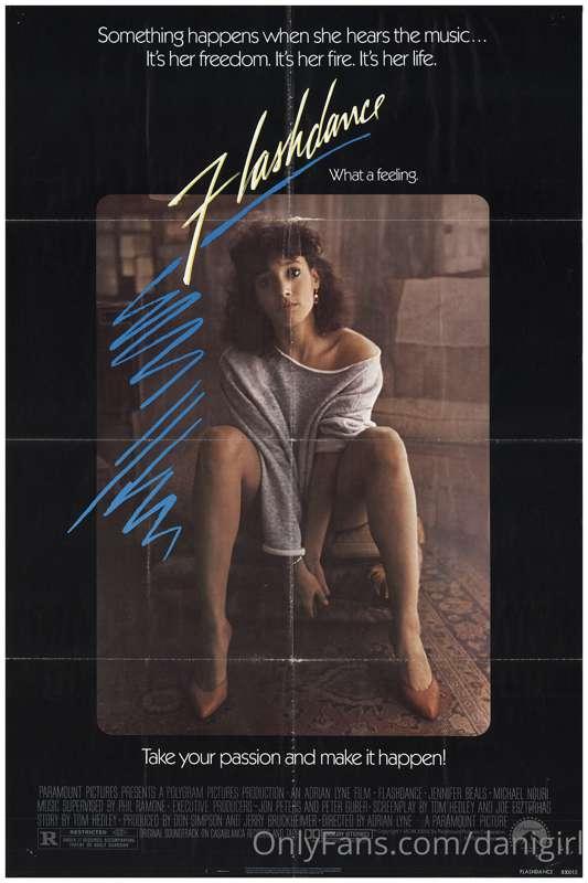 What fashion fad did the 1983 film "Flashdance" make popular..
