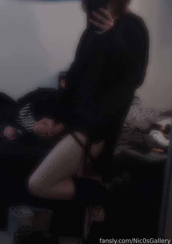 nic0sgallery image #2