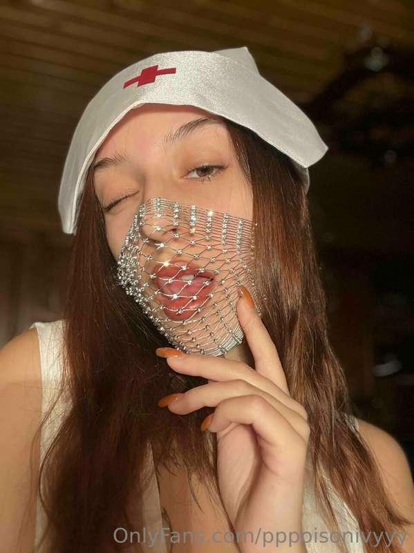 𝕴 𝖍𝖆𝖛𝖊 𝖆 𝖌𝖔𝖔𝖉 𝖍𝖊𝖆𝖗𝖙, 𝖇𝖚𝖙 𝖒𝖞 𝖙𝖔𝖓𝖌𝖚𝖊... 😈