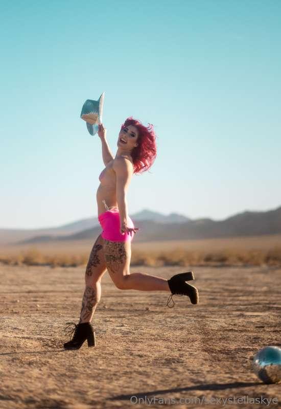 sexystellaskye image #0