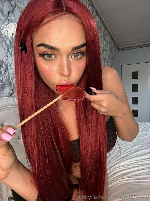 REDHAIRED 😍What things awake in you this red haired with lol..