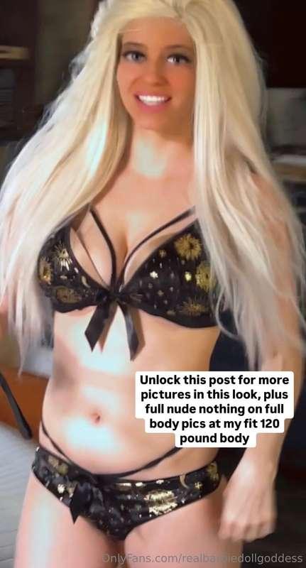 Unlock this post for 21 pictures in this look and full nude ..