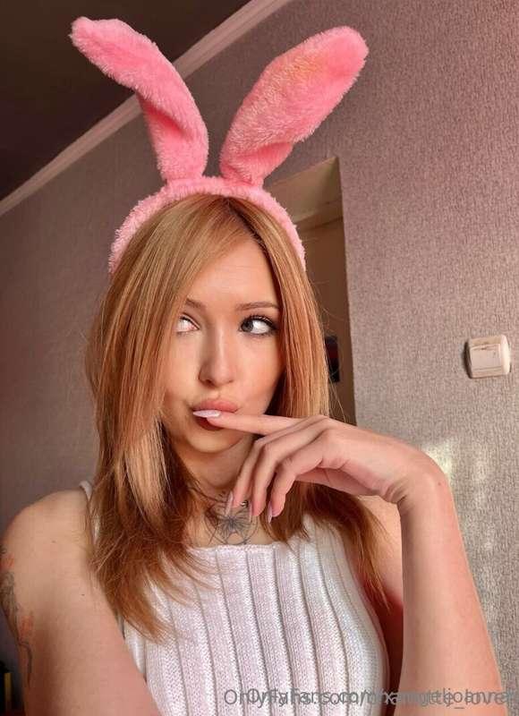 She is waiting for you 🥵💋@charlotte_loverr💋Join this hot bab..
