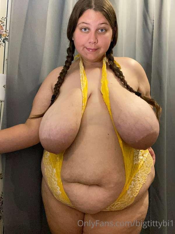 bigtittybi1 image #2