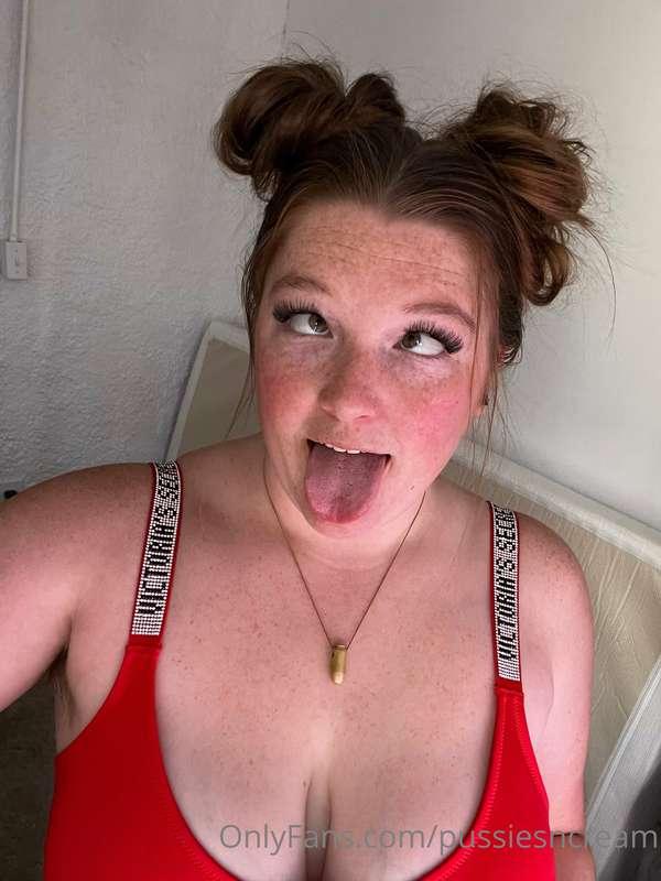 Some silly sexy selfies 😜