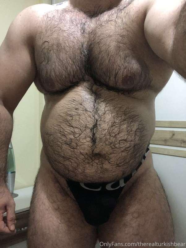 Being a good boy and going to bed right in time 😌🐻 Good nigh..