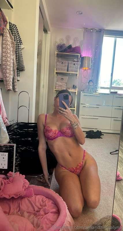 Love getting my day started with sending my sexxy body😍😍