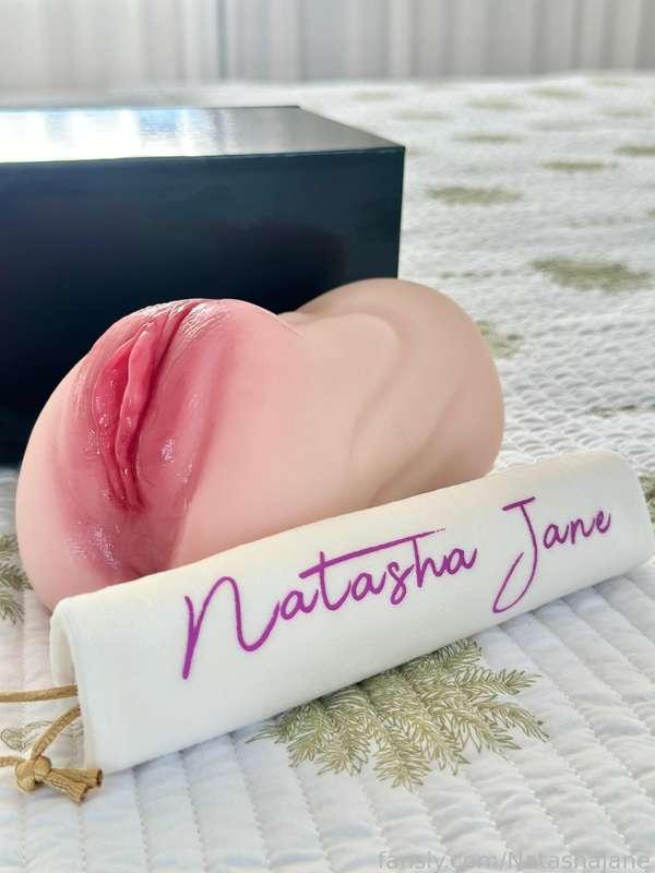 natashajane image #1