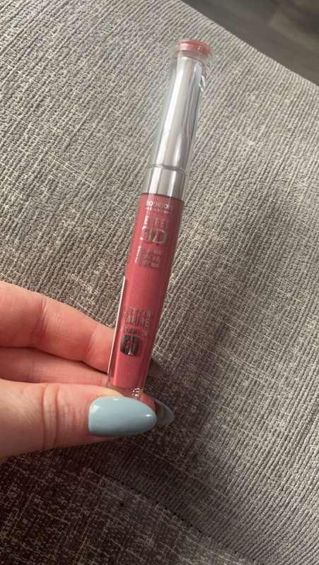 So…. One lovely man on here got me this lip gloss from my wi..