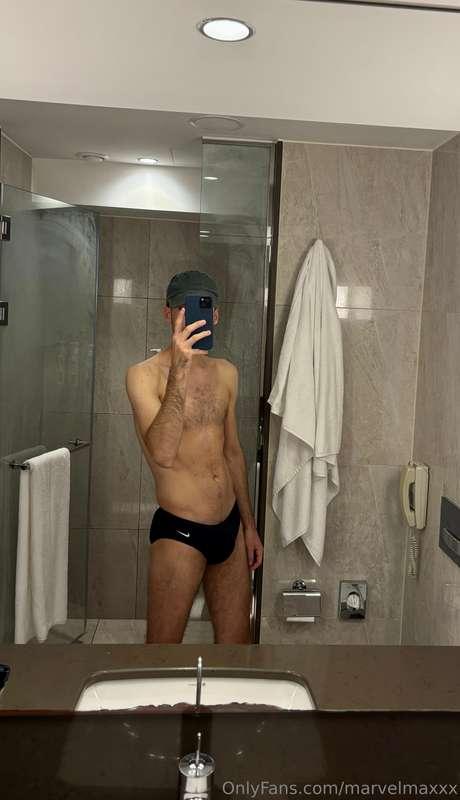 Do u like my Speedo?