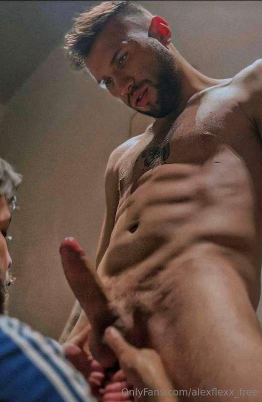 alexflexx_free image #1