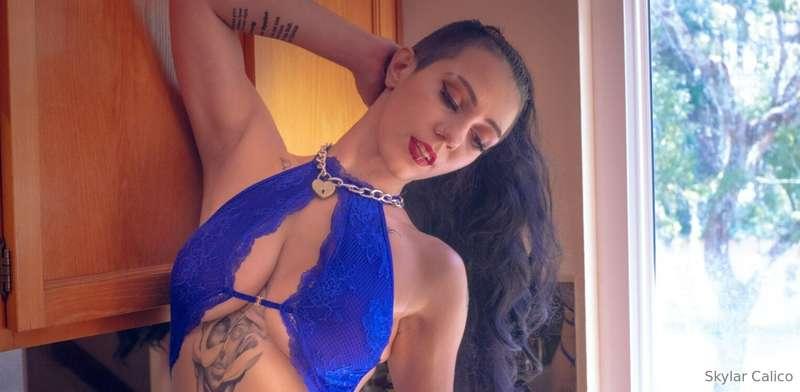 I have something really naughty for you, wanna see?🙈