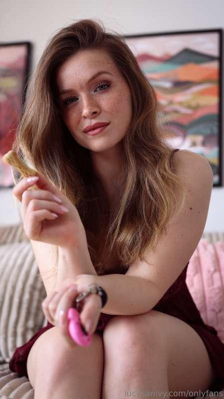 lucy_sanivy image #1
