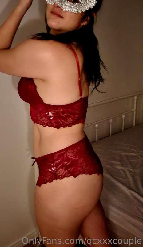 Bon "Jeudredi" à tout nos voyeurs 🔥 __ Happy thursday to all..